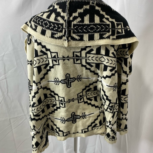 Beulah Style sweater s/m - Picture 12 of 14
